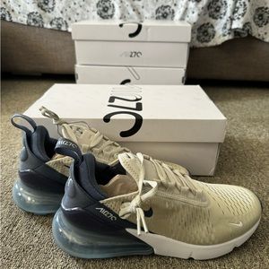 NEW Nike Air Max 270